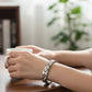 💫 60 % RABATT NÅ! ✨ Stilige magnetiske armbånd for kvinner – avslapning for håndleddet, elegant design og justerbar 🧲
