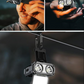 LED-lampe med klips til lue, med trinnløs lysregulering og bevegelsessensor